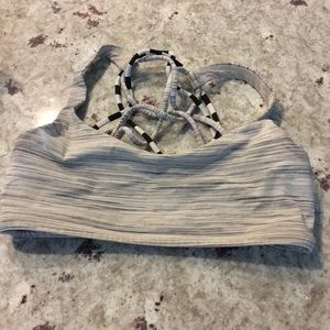 Lululemon Sports Bra Size 4 Free to Be Wild